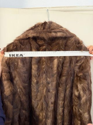 Abrigo largo de piel marrón