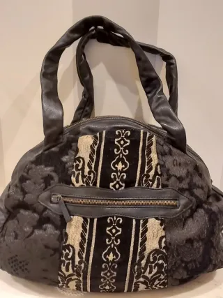 Bolso de piel de cordero nuevo
