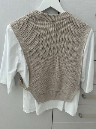 Conjunto Zara: Chaleco punto + Camiseta