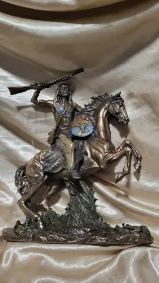 Figura Bronce Indio Apache Guerrero