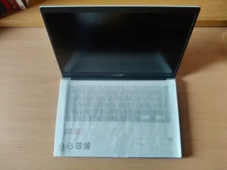 Portátil Asus Vivobook 14