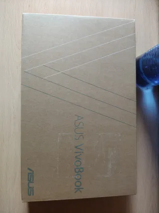 Portátil Asus Vivobook 14