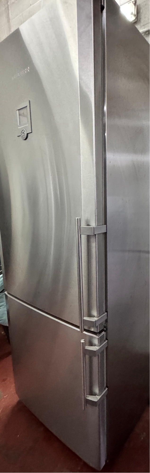 FRIGORÍFICO COMBI NO FROST MARCA LIEBHERR EN INOX