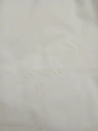 Juego de cama bordado y calado a mano