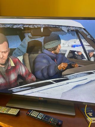 PS3 Super Slim 500GB + 6 Juegos + 2 Mandos