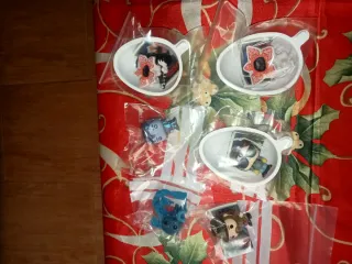 Lote 6 Mini Funkos Kinder Stranger Things