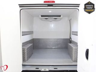 Peugeot Boxer 2.0 BlueHDI 330 ISOTERMO + EQUIPO FRIO 110