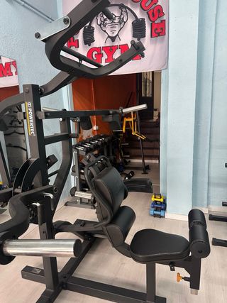 Máquina de musculación multiusos