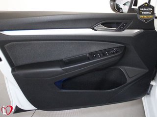Volkswagen Golf Life 2.0 TDI 85kW (115CV)