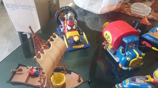 Lotto veicoli Disney Paperino Pippo Banda Bassotti