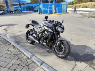 Triumph Street Triple 765R 2024