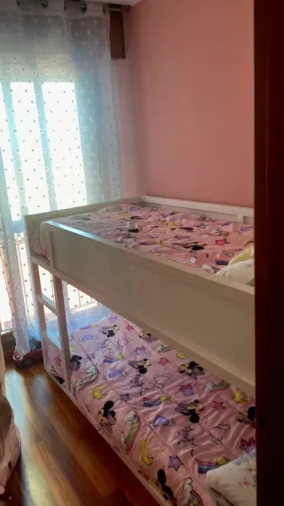 Cama Kura IKEA
