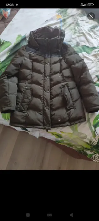 Abrigo Khujo verde oliva