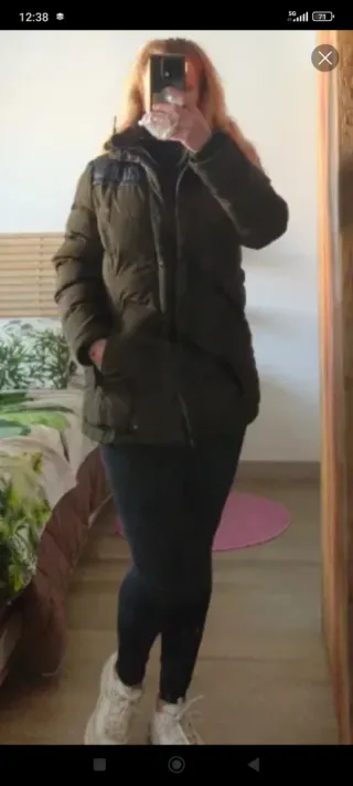 Abrigo Khujo verde oliva