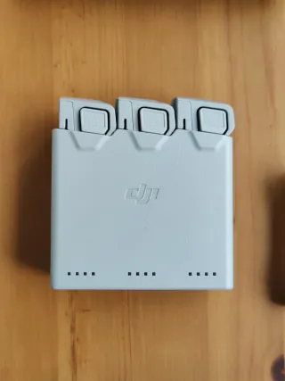 DJI Mini 3 Pro BATTERIA PLUS + fly more combo