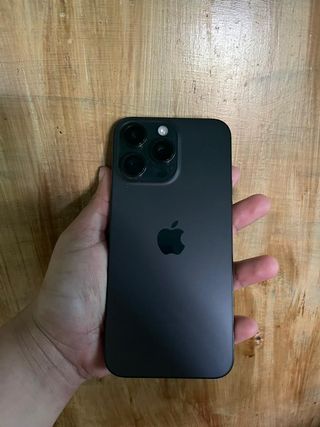 iPhone 15 Pro Max Nero Siderale
