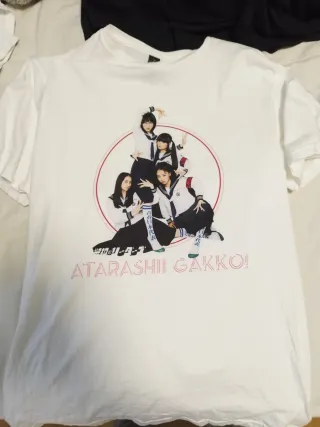 Camiseta ATARASHII GAKKO! Unisex