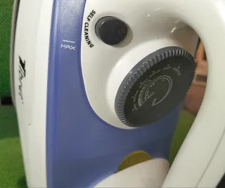 Plancha de vapor eléctrico - Tibret