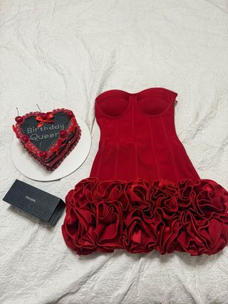 Vestido rojo flores