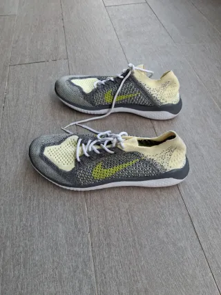 Tenis Nike Gris Amarillo Talla 38