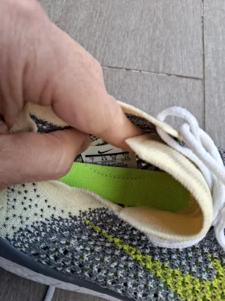 Tenis Nike Gris Amarillo Talla 38