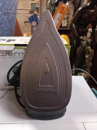 Plancha de vapor Rowenta 2400W