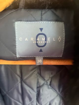 Gabardina-Abrigo azul marino acolchado con piel,