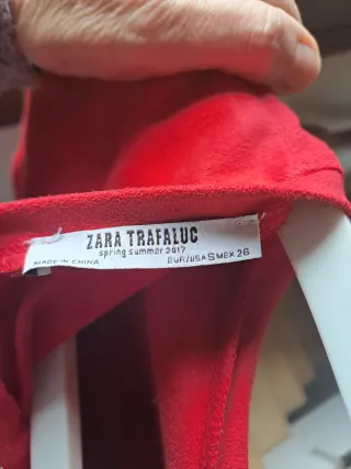 Vestido rojo talla M roho y otro beig