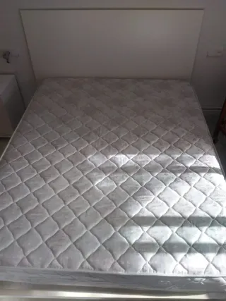 Conjunto cabecero, somier y colchón