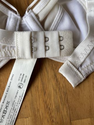 Sujetador Triumph 90D