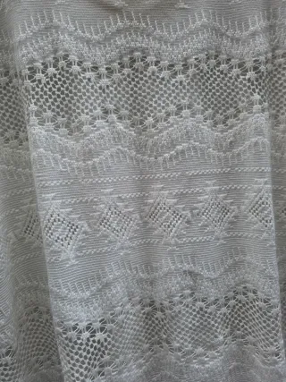 Blusa blanca con encaje y doble forro talla 50-52