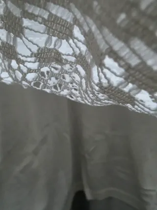 Blusa blanca con encaje y doble forro talla 50-52