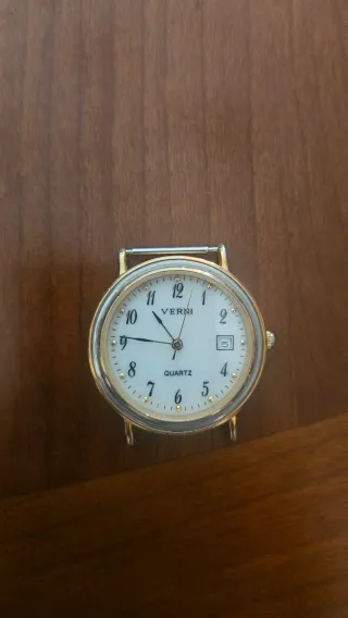 Reloj VERNI Dorado y Blanco