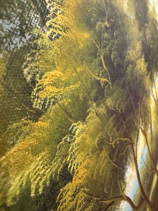 Quadro dipinto con cornice dorata