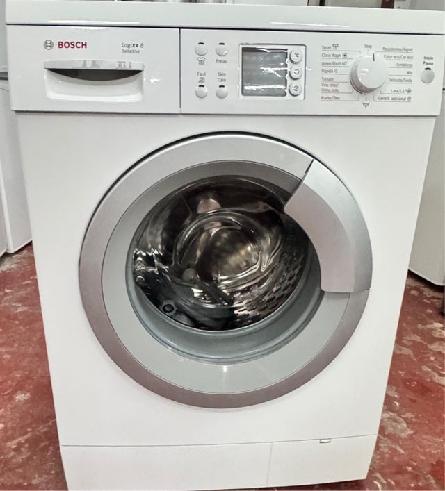 LAVADORA DE CARGA FRONTAL MARCA BOSCH DE 8 KILOS