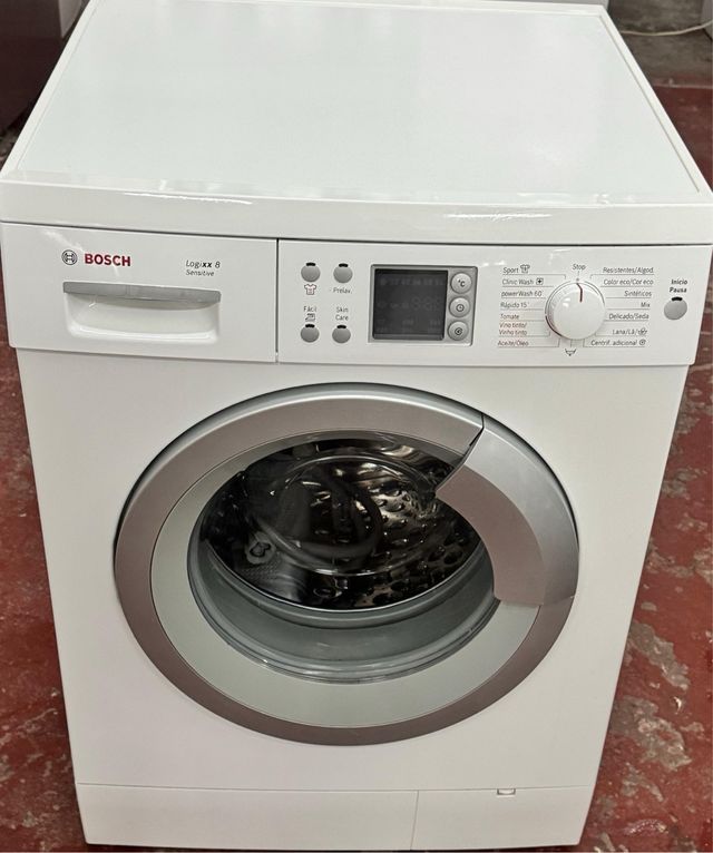 LAVADORA DE CARGA FRONTAL MARCA BOSCH DE 8 KILOS