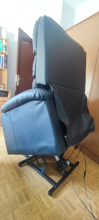 Sillón levanta personas con masaje