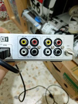 Traktor Kontrol X1 + Scheda Audio 4DJ