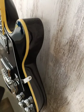 Guitarra Eléctrica Hagstrom Dark Suede Negra