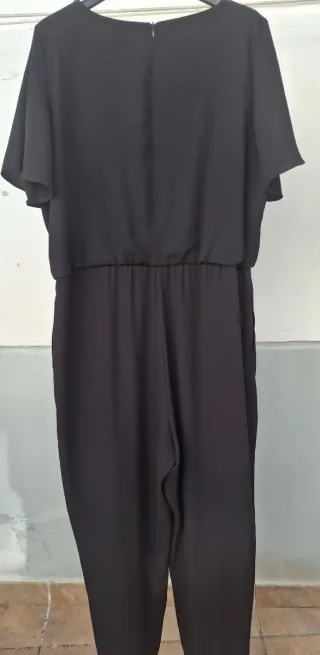 Mono Negro Talla 48 Medidas en descripción