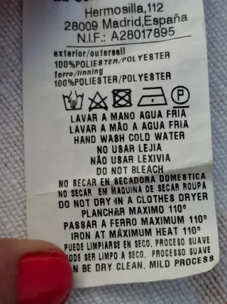 Mono Negro Talla 48 Medidas en descripción