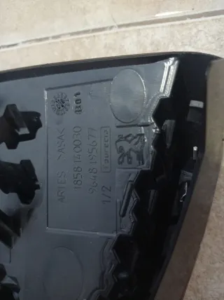 Escudo frontal emblema Peugeot 407