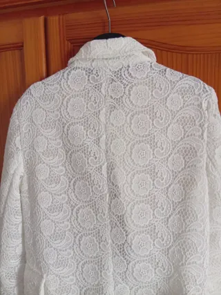 Chaqueta Zara encaje blanca mujer