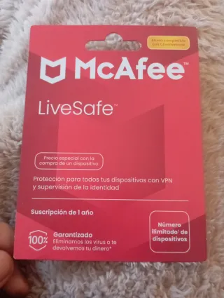McAfee LiveSafe Antivirus VPN 1 Anno