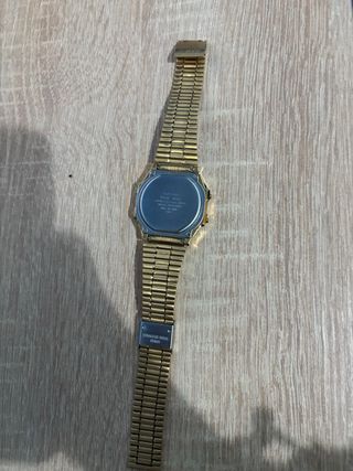 Reloj Casio Dorado