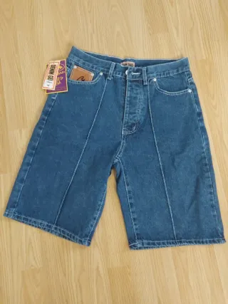 Calções de ganga com estrelas