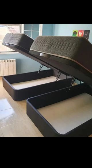 Canapés abatibles con base tapizada