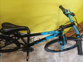 Bicicleta Btwin Rock Rider 500