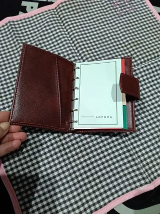 Agenda de bolsillo de cuero y ante