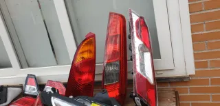 Lote Pilotos y Faros Ford Nuevos